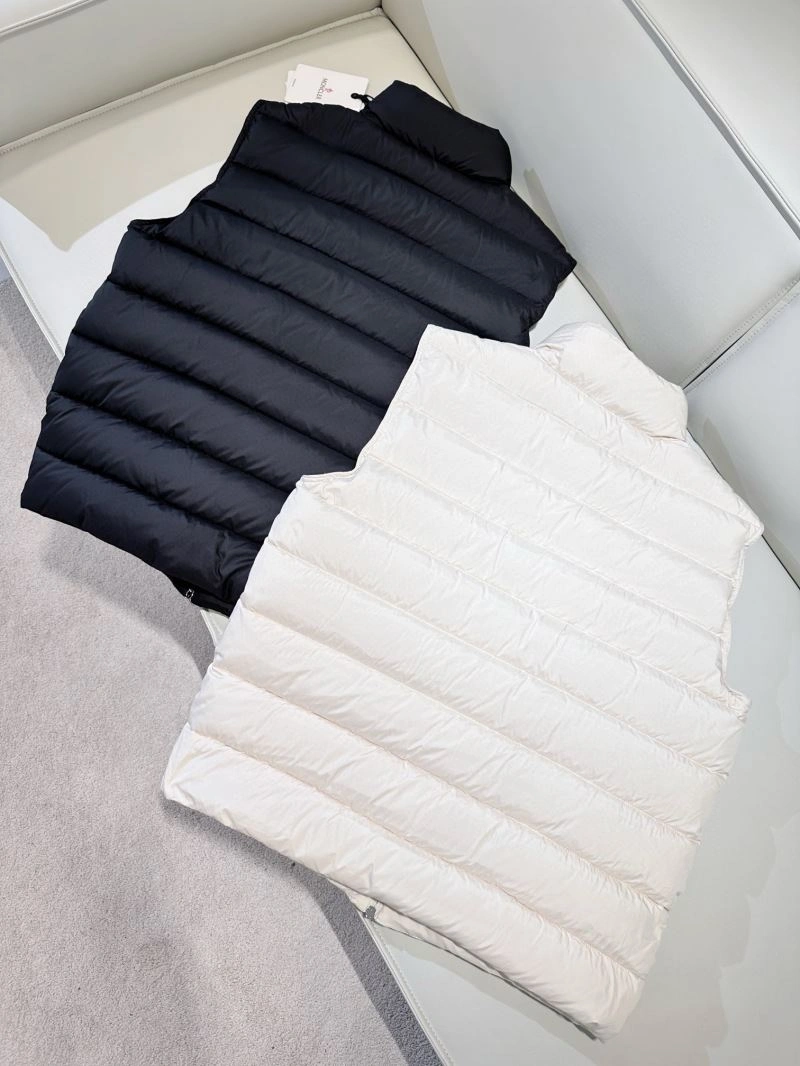 Moncler Down Jackets Colorful 144208