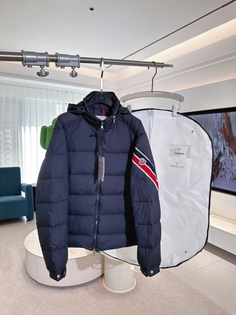 ModernLook Moncler Down Jackets 144207