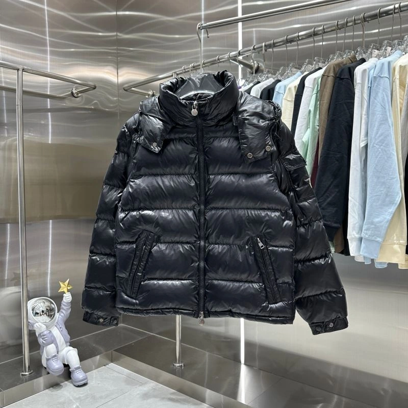 Breathable Moncler Down Jackets 144210