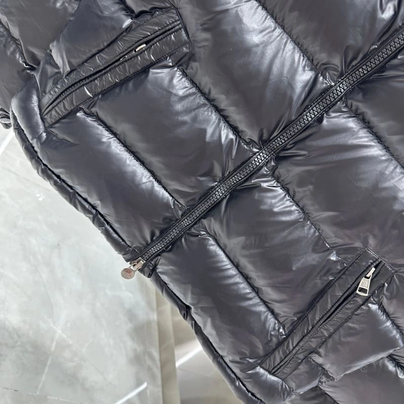 Breathable Moncler Down Jackets 144210
