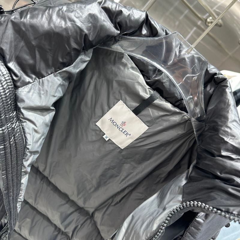 Breathable Moncler Down Jackets 144210