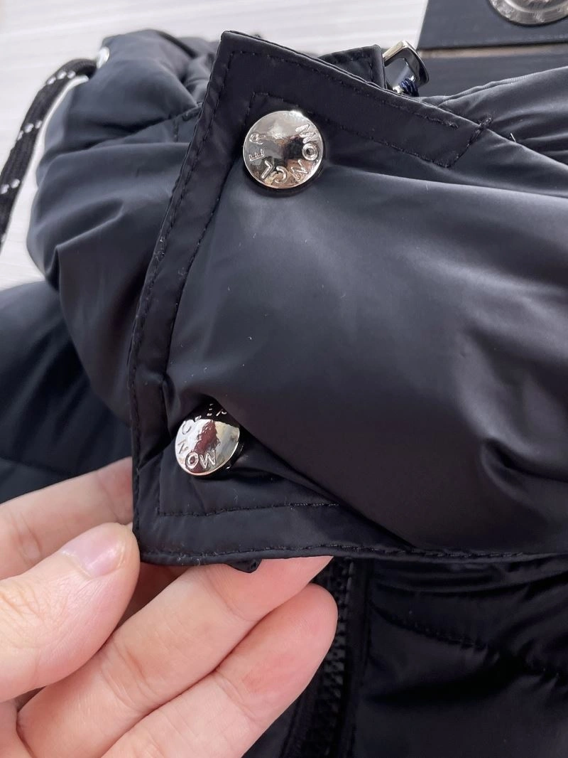Comfortable Moncler Down Jackets 144203