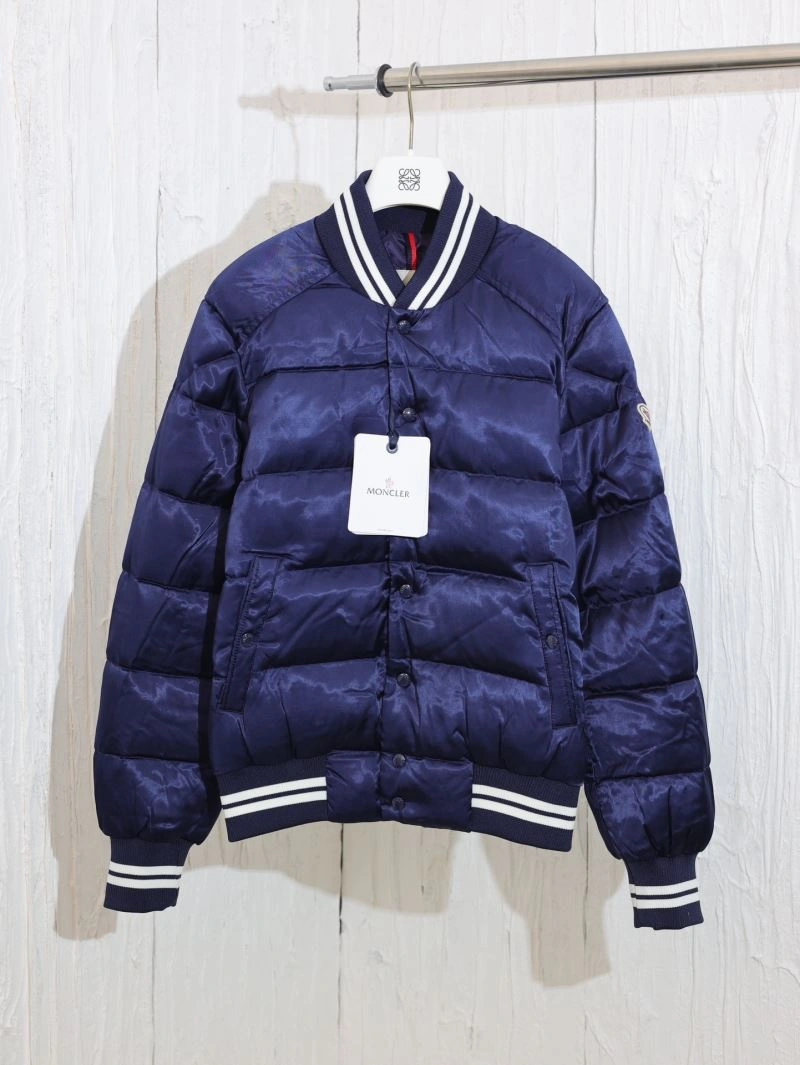 Moncler Down Jackets Classic 144197