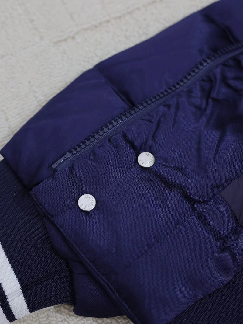 Moncler Down Jackets Classic 144197