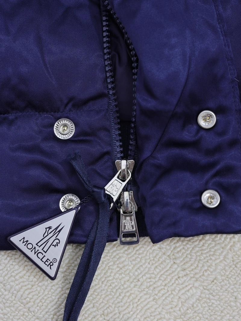 Moncler Down Jackets Classic 144197