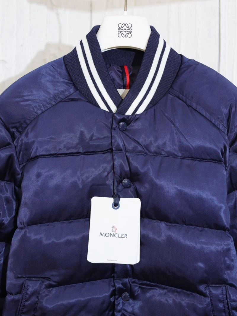Moncler Down Jackets Classic 144197