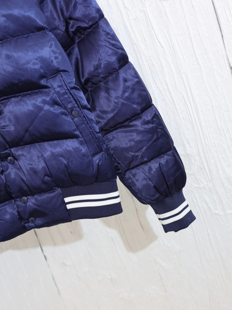 Moncler Down Jackets Classic 144197