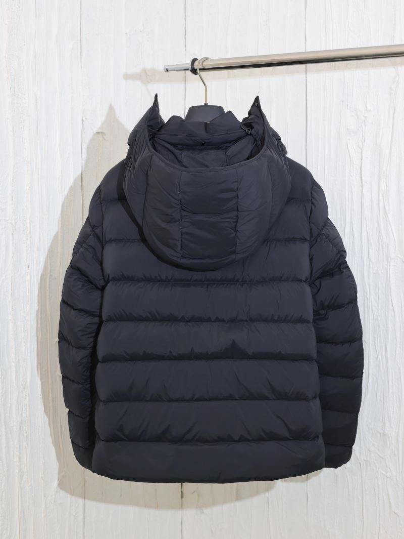 Moncler Down Jackets Packable 144196