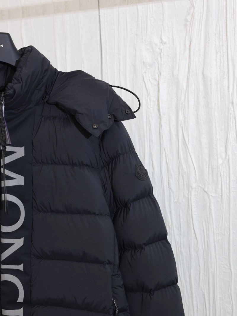 Moncler Down Jackets Packable 144196