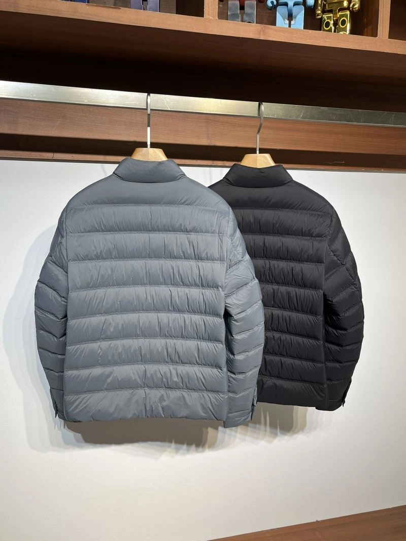 Moncler Down Jackets ZipUp 144189