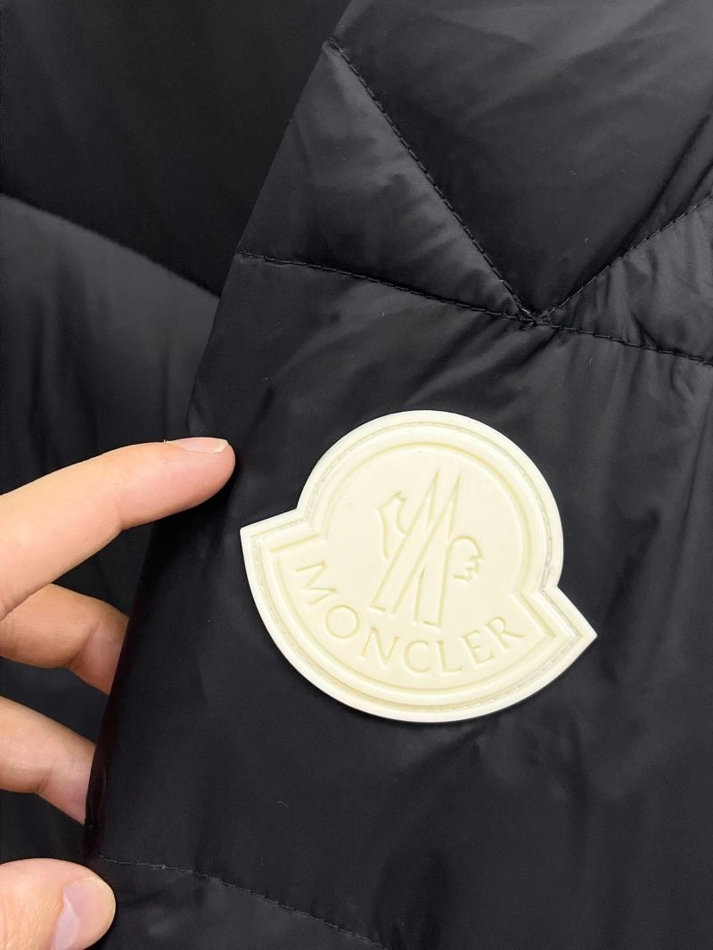 Moncler Down Jackets StreetReady 144190