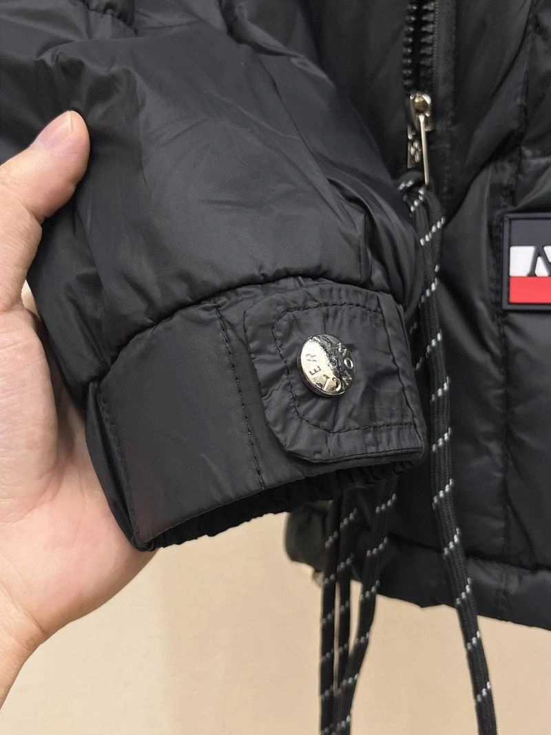 Modern Moncler Down Jackets 144191