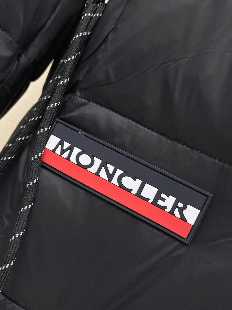 Modern Moncler Down Jackets 144191