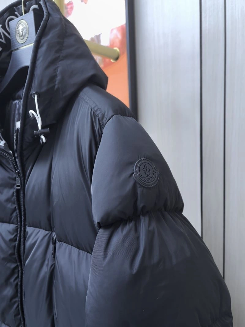 Moncler Down Jackets Original 144171