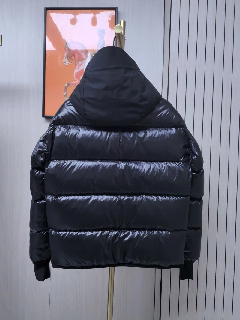 Moncler Down Jackets MultiPurpose 144173
