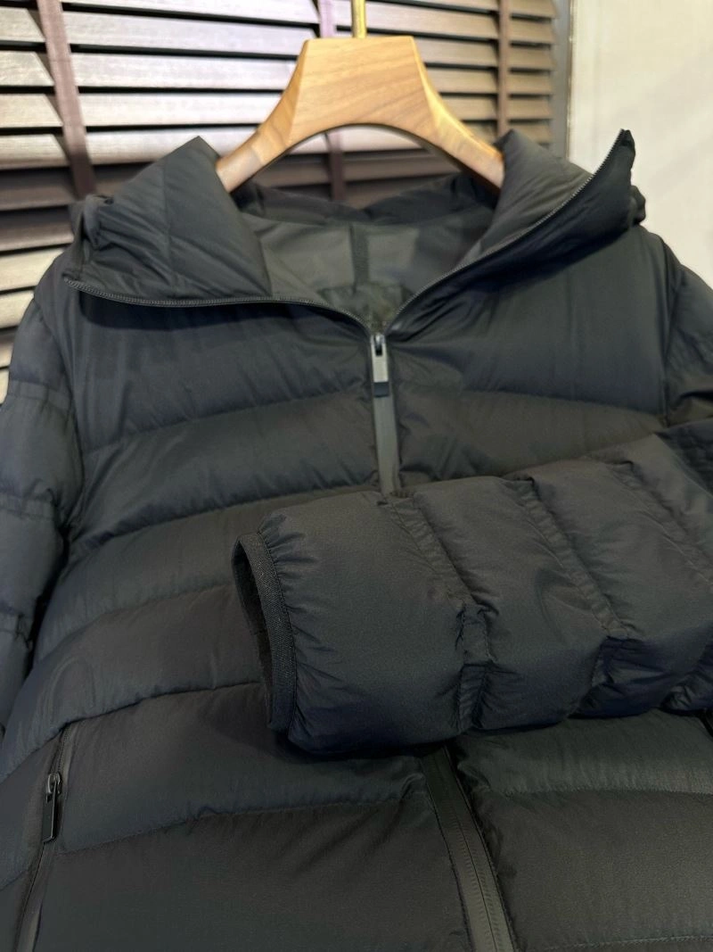 Moncler Down Jackets EasyCare 144166