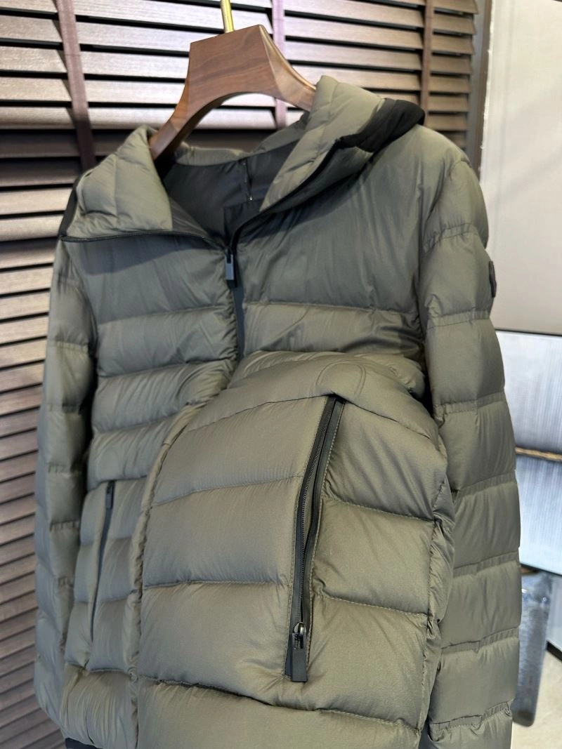 Moncler Down Jackets Comfortable 144163