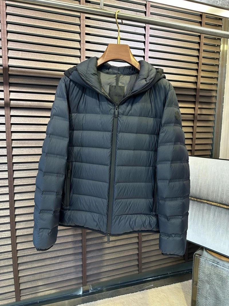 GoAnywhere Moncler Down Jackets 144162