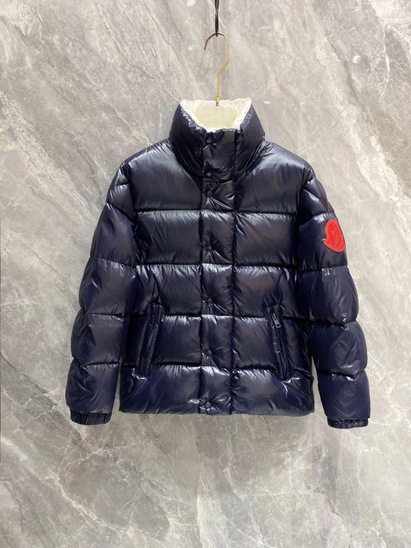 Moncler Down Jackets Sophisticated 144164