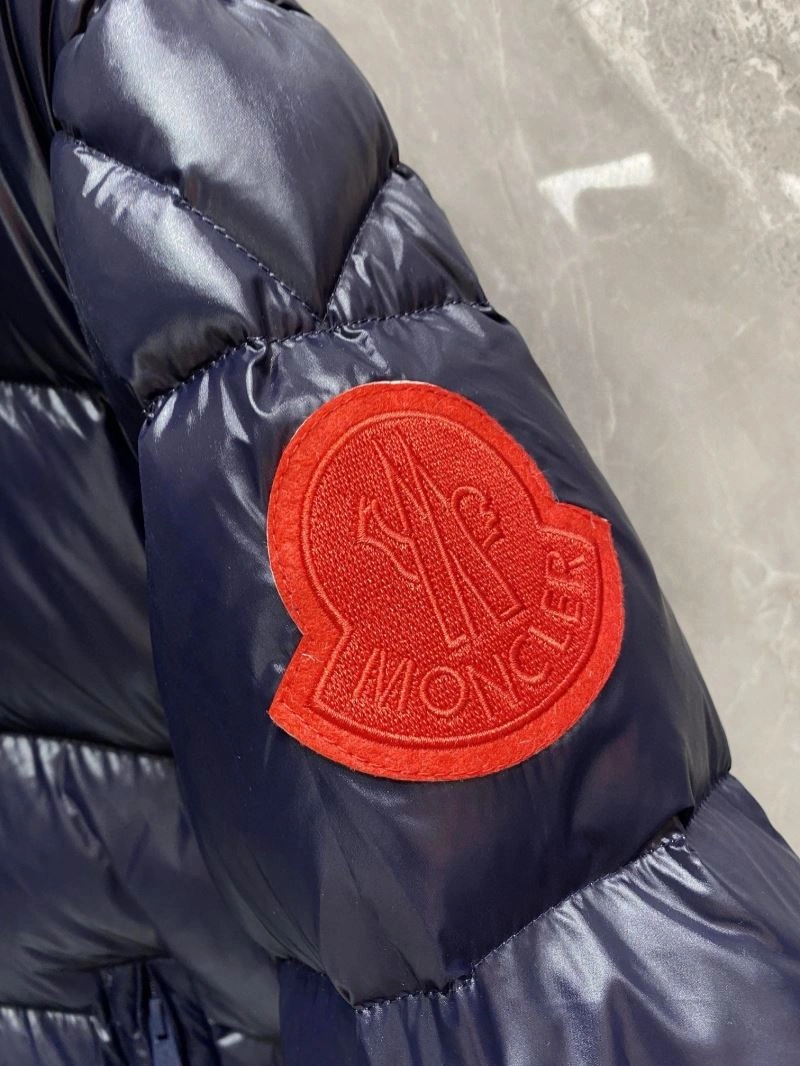 Moncler Down Jackets Sophisticated 144164