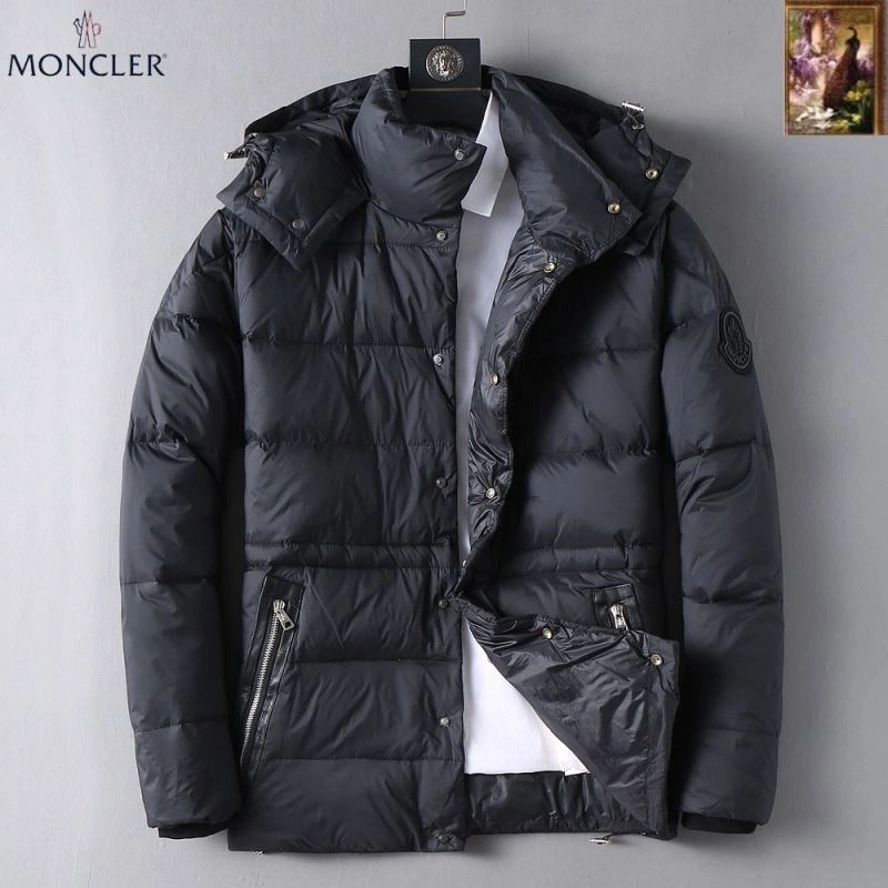 Moncler Down Jackets Versatile 144160