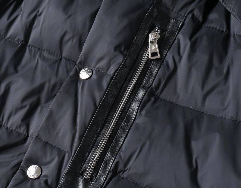 Moncler Down Jackets Versatile 144160
