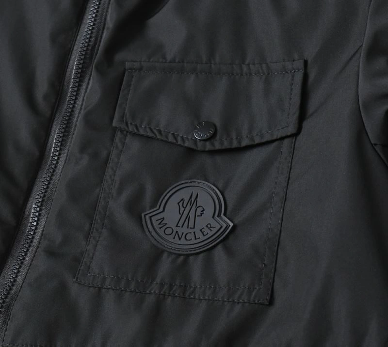 Moncler Down Jackets TechFriendly 144155