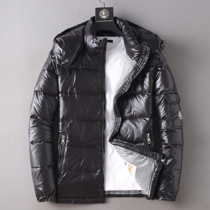 Moncler Down Jackets Sleek 144149