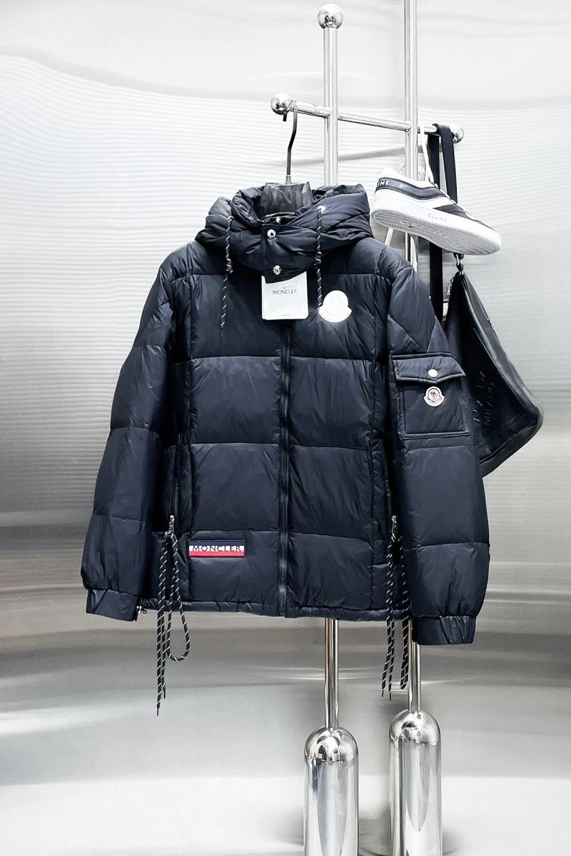 Sustainable Moncler Down Jackets 144175