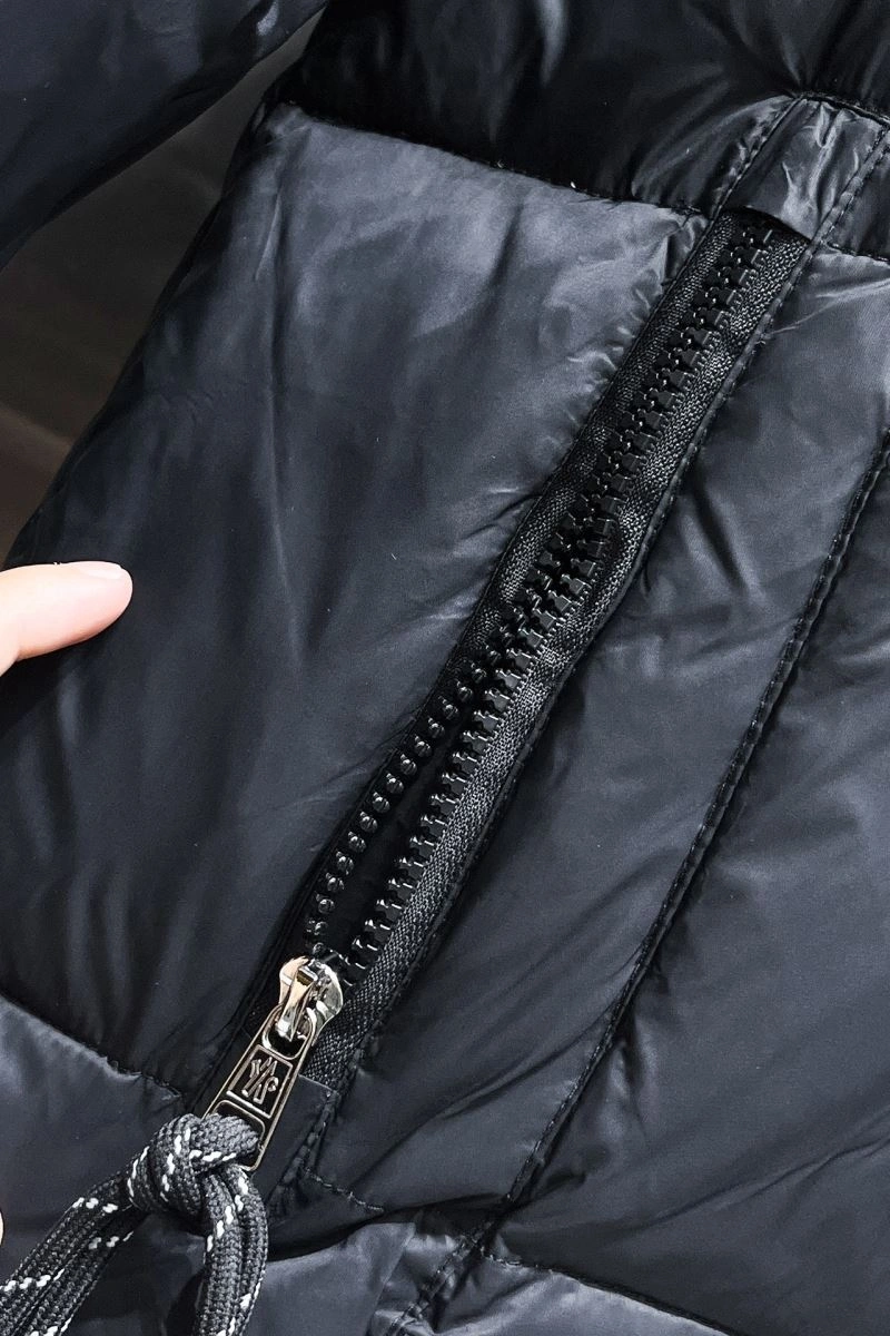 Sustainable Moncler Down Jackets 144175