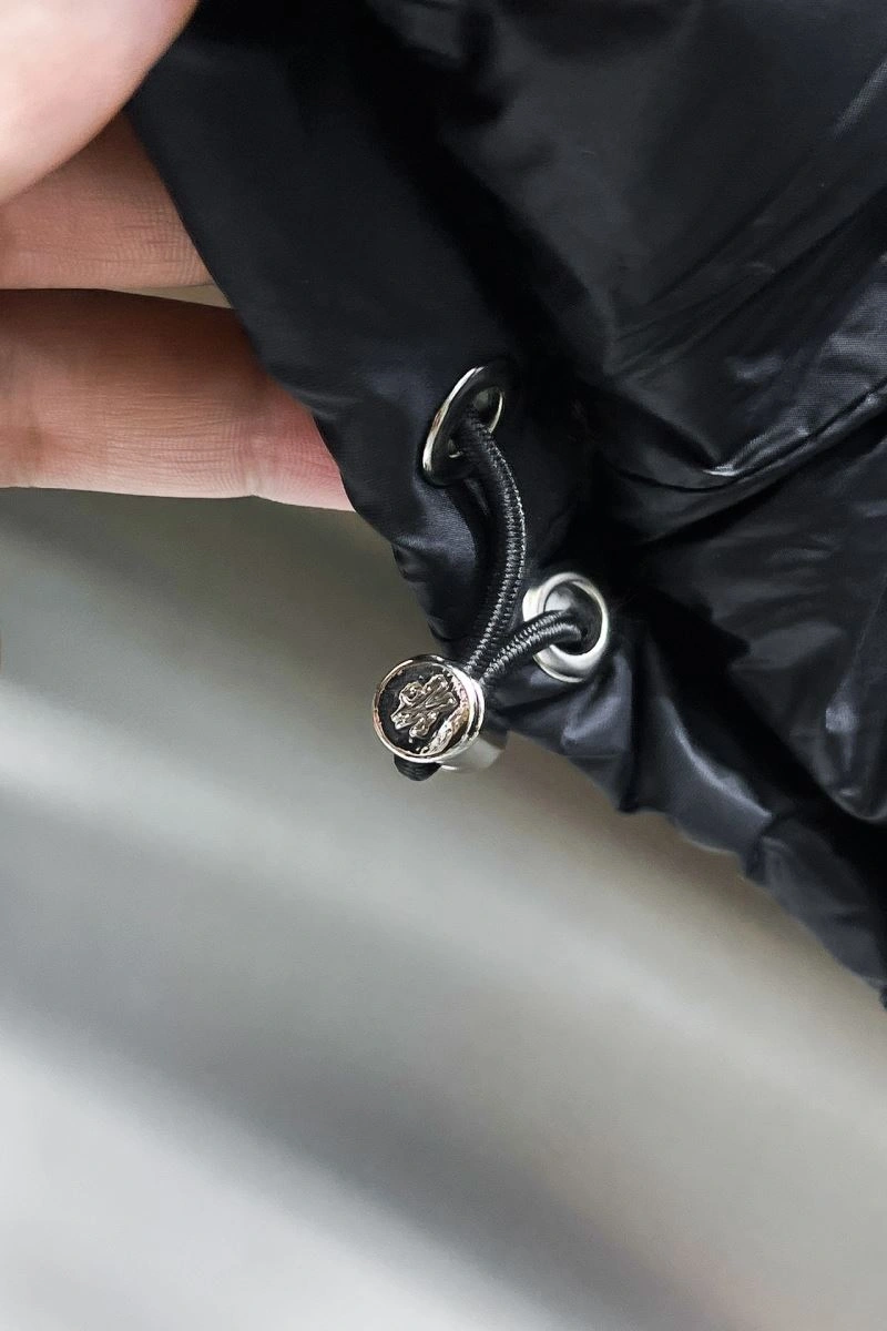 Sustainable Moncler Down Jackets 144175