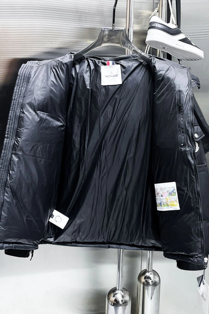 Sustainable Moncler Down Jackets 144175