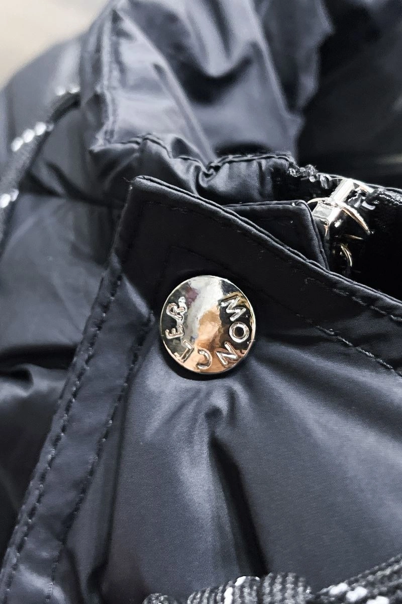 Sustainable Moncler Down Jackets 144175