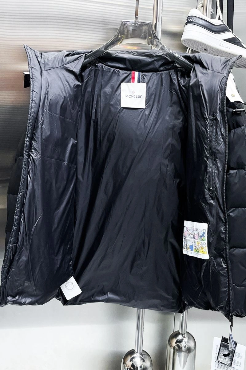 Breathable Moncler Down Jackets 144158