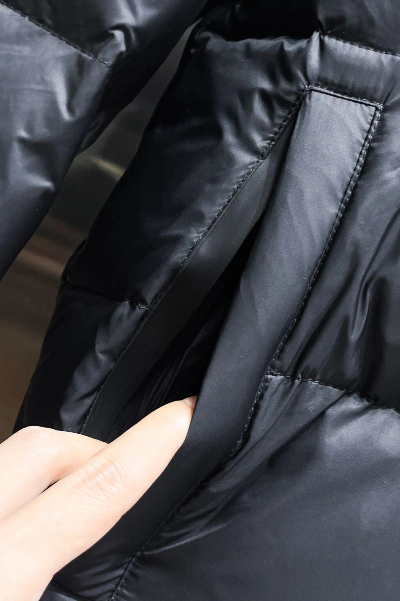 Breathable Moncler Down Jackets 144158