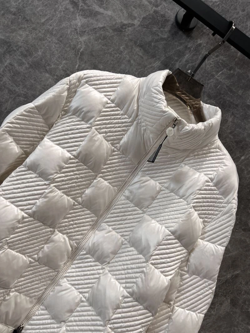 Sustainable Moncler Down Jackets 144144