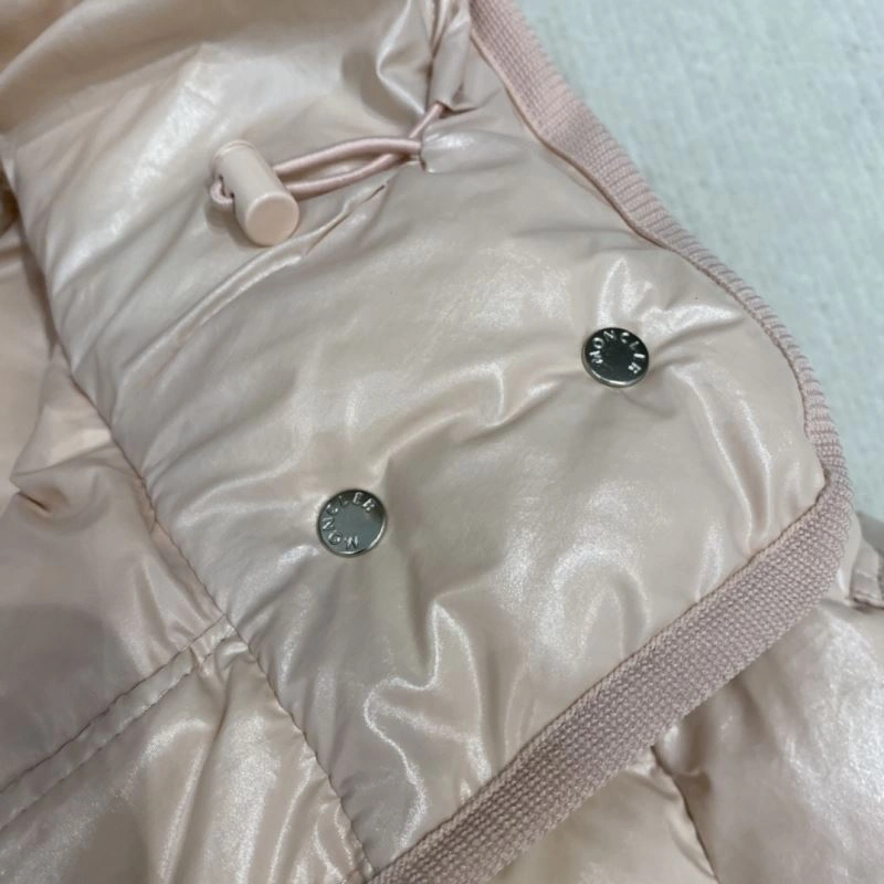 Moncler Down Jackets Functional 144154