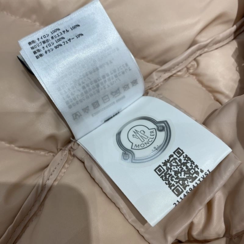 Moncler Down Jackets Functional 144154
