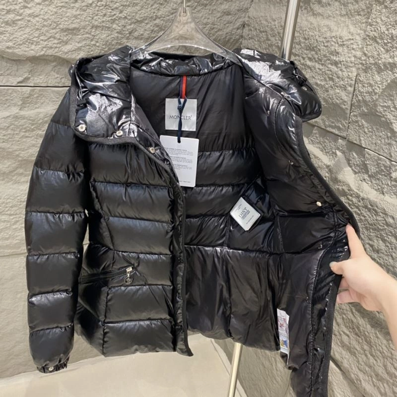 Resilient Moncler Down Jackets 139497