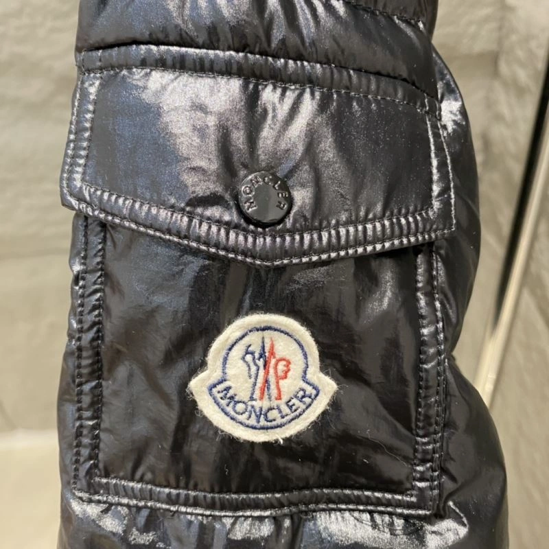 Resilient Moncler Down Jackets 139497