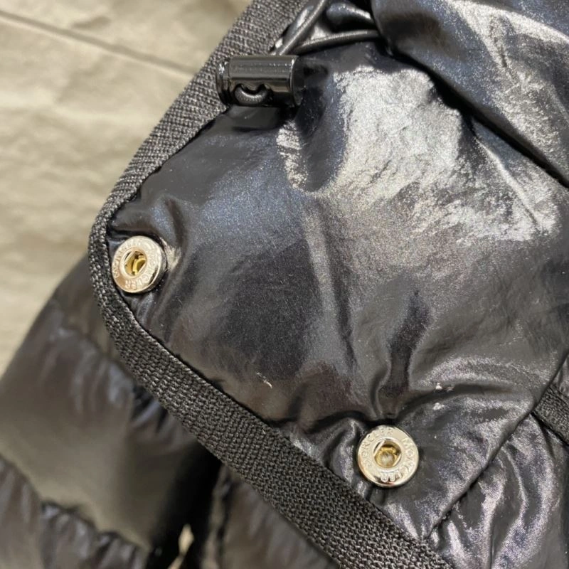 Resilient Moncler Down Jackets 139497