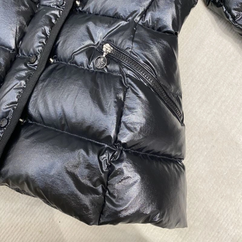 Resilient Moncler Down Jackets 139497