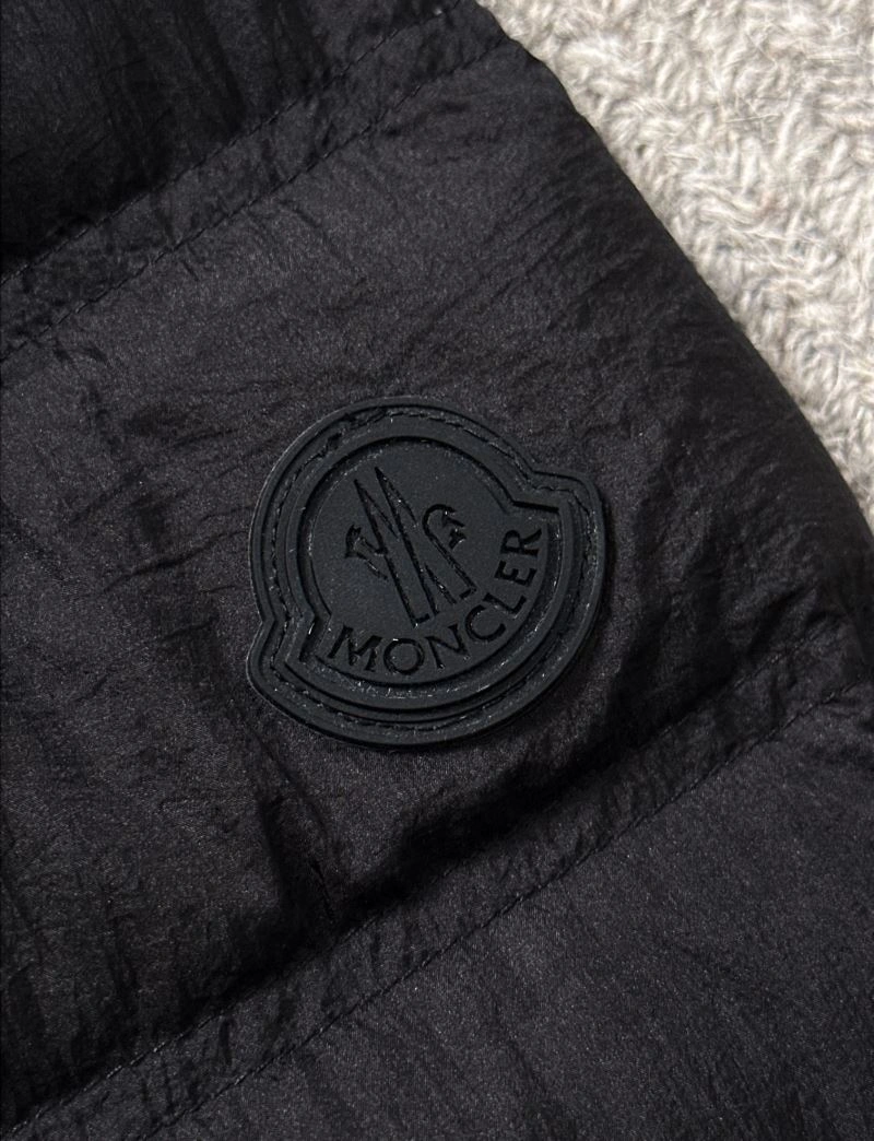 Moncler Down Jackets Bright 144143