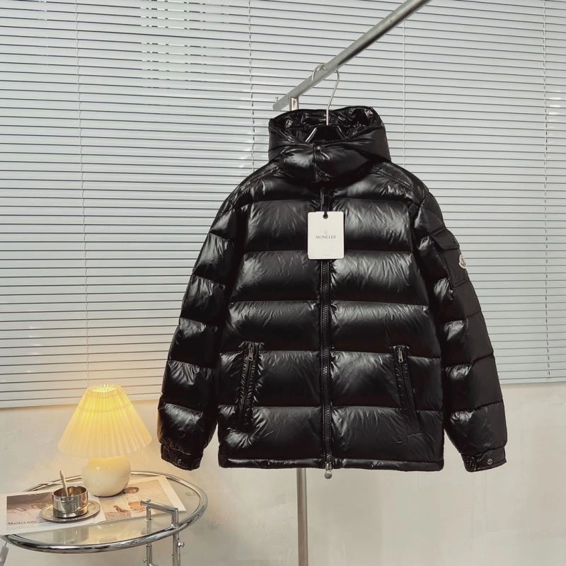 Moncler Down Jackets Functional 144139
