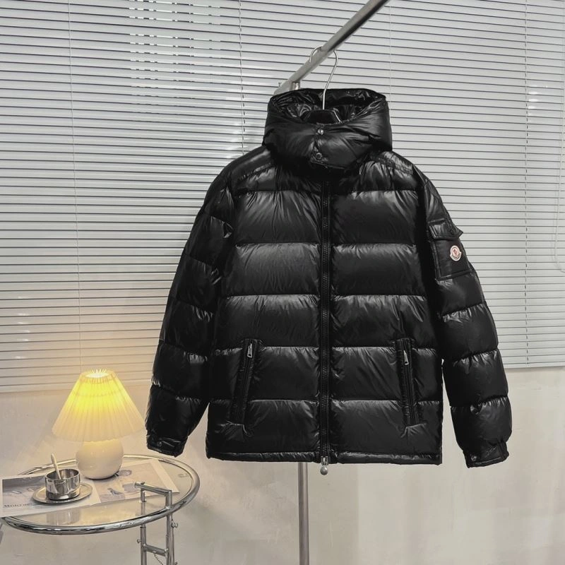 Moncler Down Jackets SoftTouch 144135