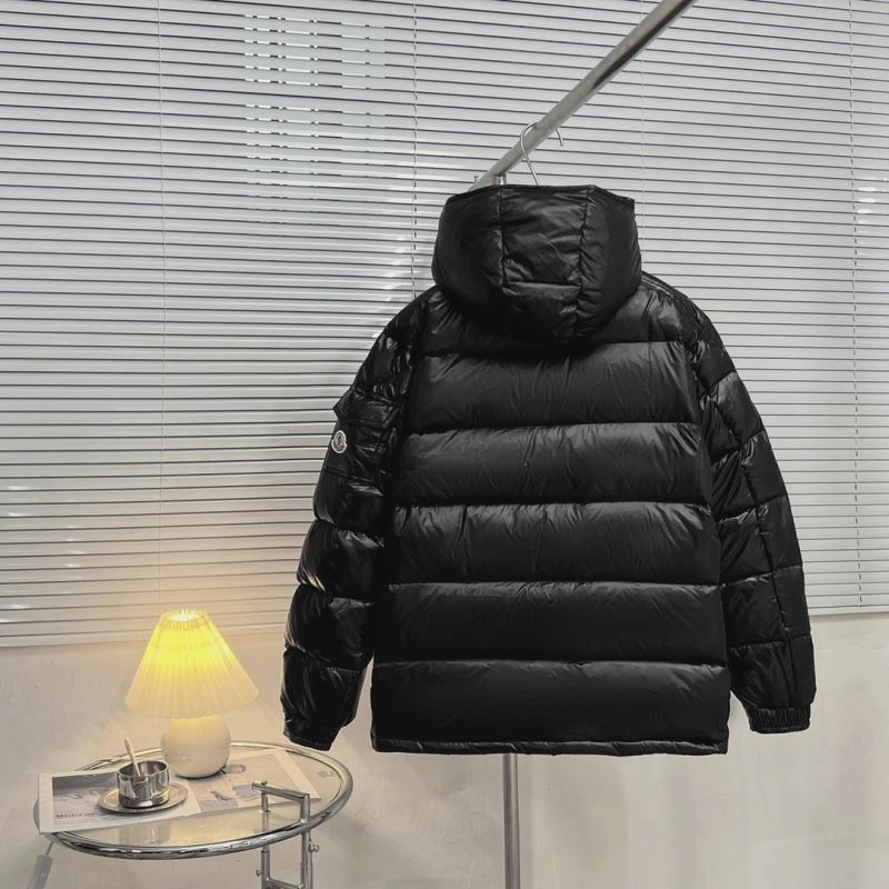 Moncler Down Jackets SoftTouch 144135