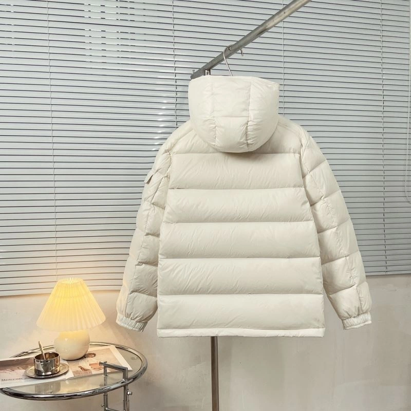 Moncler Down Jackets Durable 144134