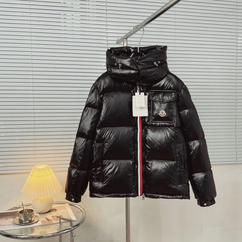 Moncler Down Jackets Comfortable 144141