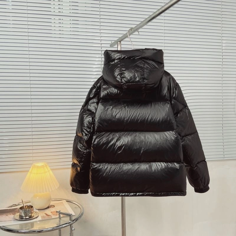 Moncler Down Jackets Comfortable 144141