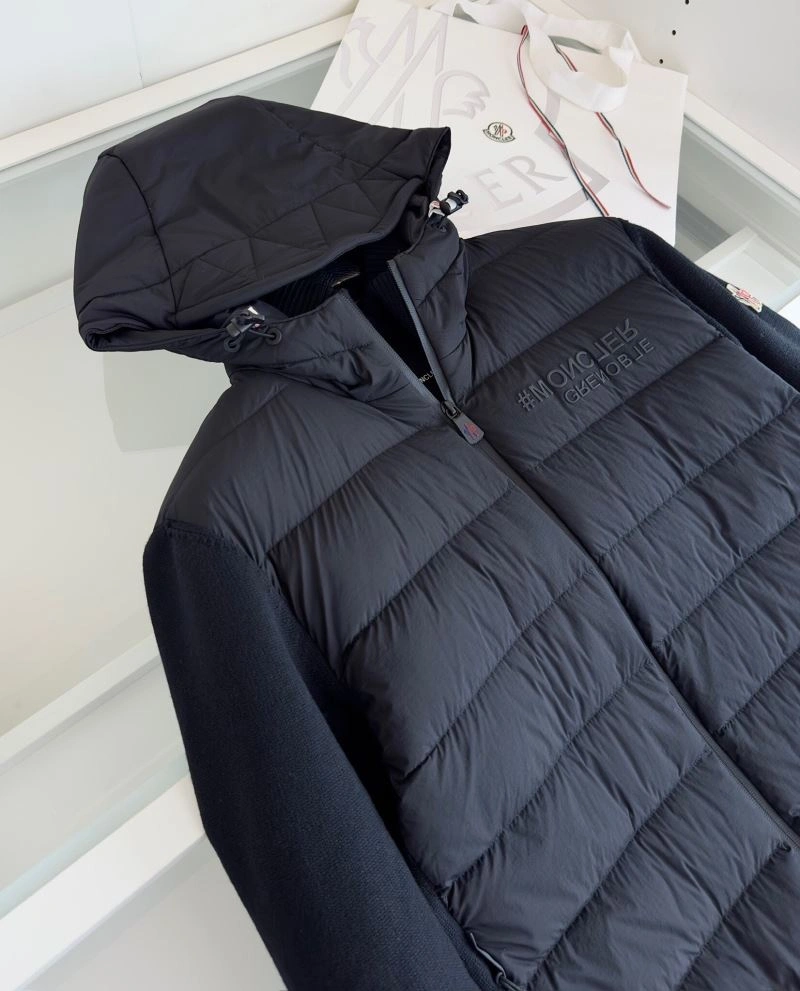 ComfortFit Moncler Down Jackets 144136